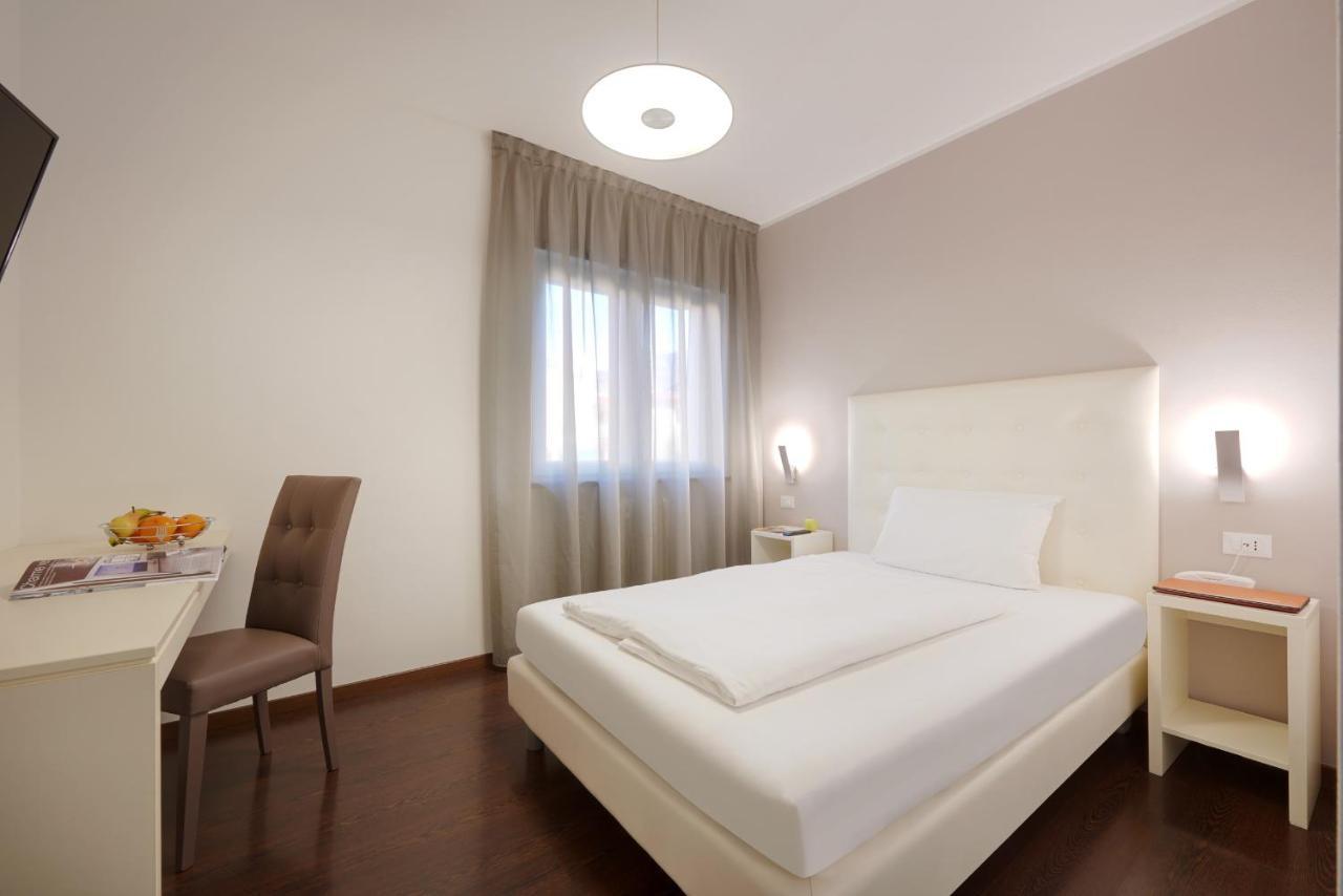 Hotel Asterix Bolzano Exteriör bild